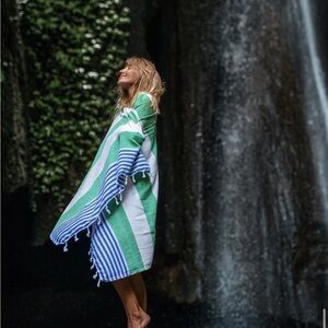 NWOT Striped Beige and Blue Turkish Towel Fast drying & light weight